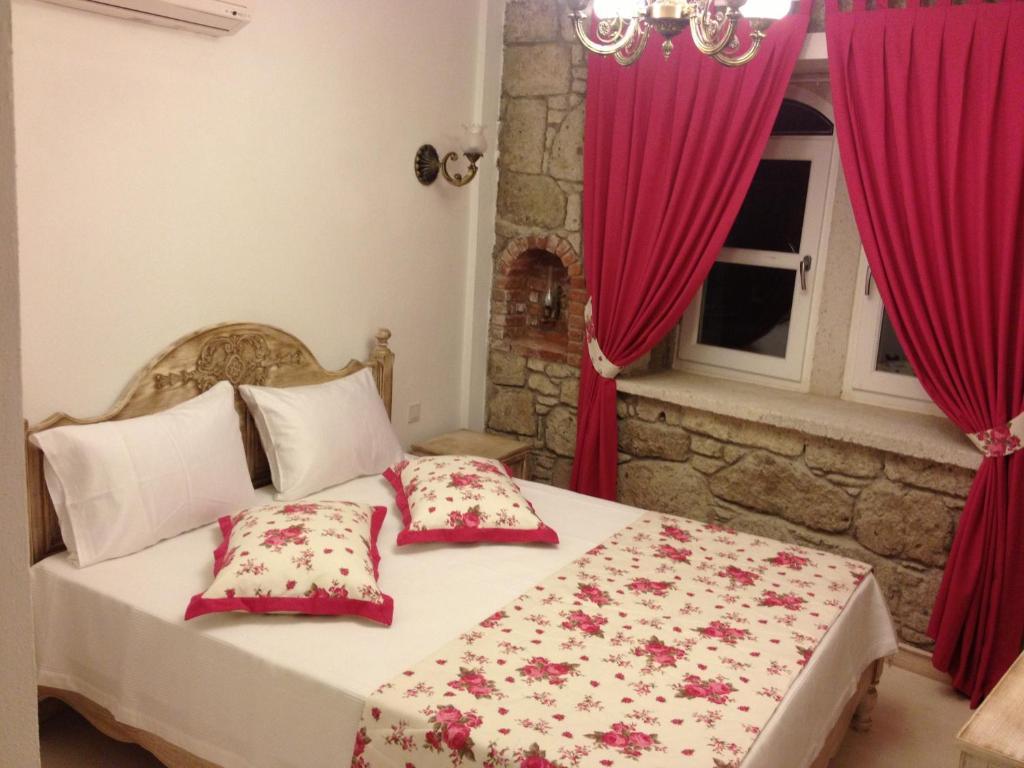 Ciftekuyu Hotel Alaçatı Phòng bức ảnh